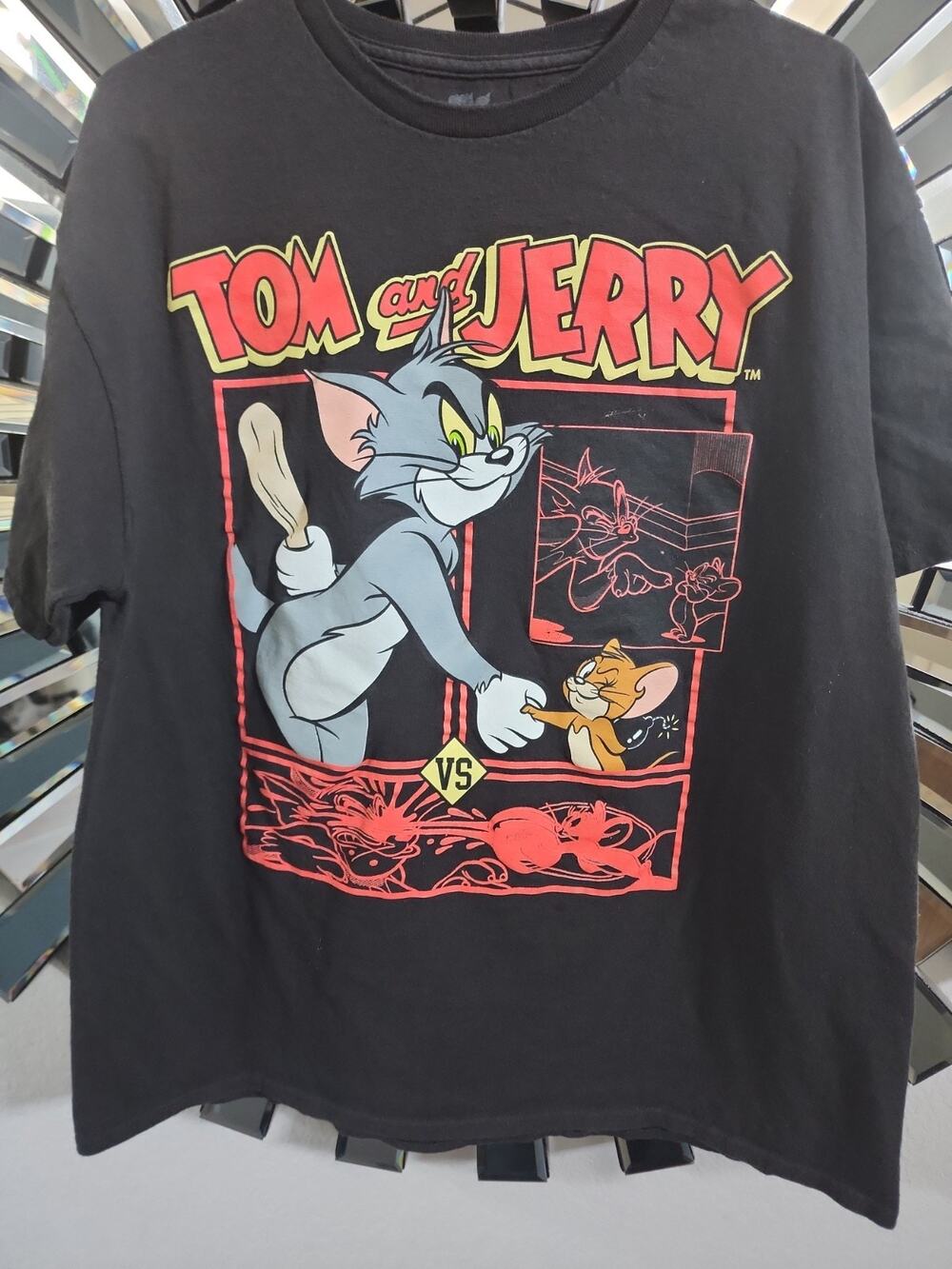 Tom and Jerry large black T-shirt graphic print